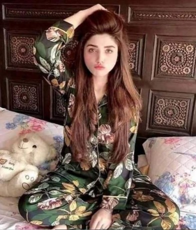 923493000660-young-luxury-models-hostel-girls-available-in-islamabad-big-2